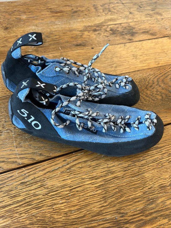 Five Ten Stealth Other - Five Ten Stealth C4 Lace-Up climbing suede size 8.5  ⛰️